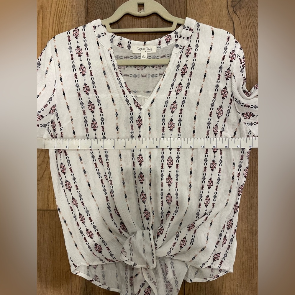 Byron Bay Women’s Printed Blouse - Picture 12 of 13